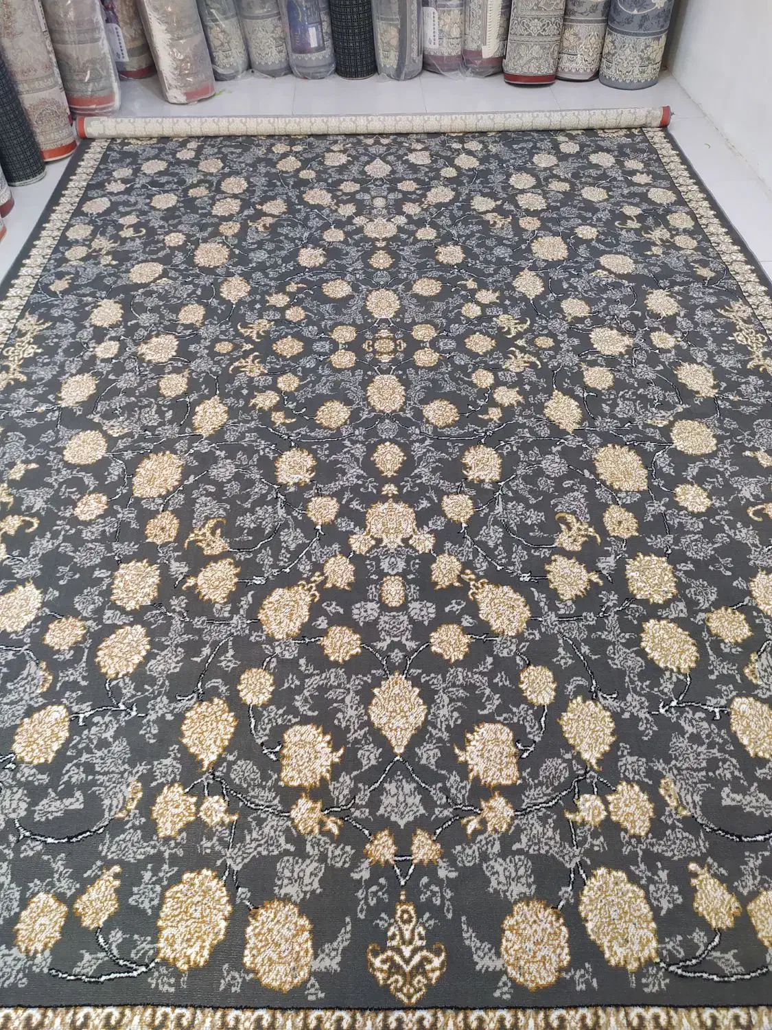 یک تخته فرش 9متری 440شانه،آکبند|فرش|نهاوند, |دیوار