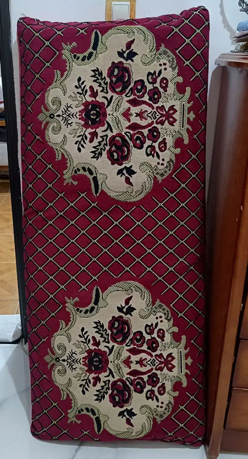 پشتی|پشتی|ساری, |دیوار