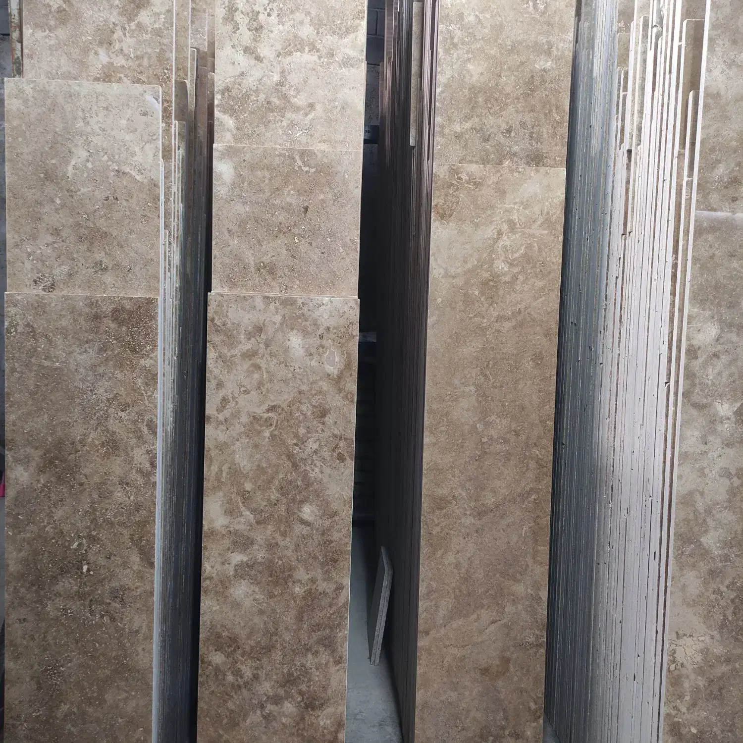 سنگ شکلاتی کاشان|مصالح و تجهیزات ساختمان|کاشان, دشت لتحر|دیوار