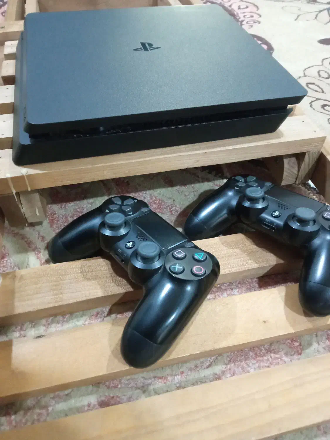 فروش کنسول بازی PS4 اسلیم دو دسته|کنسول، بازی ویدئویی و آنلاین|بندر کنگان, |دیوار