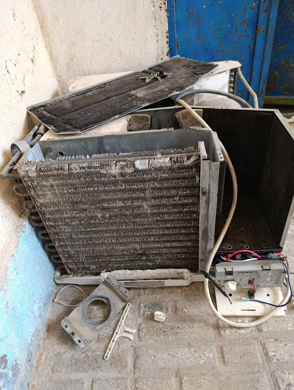 فروش و خریدخریدارکولرهای سوخته اوراقی درب منزل|کولر گازی و فنکوئل|میناب, |دیوار