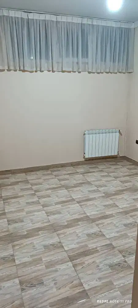 آپارتمان شیک و حیاط دار