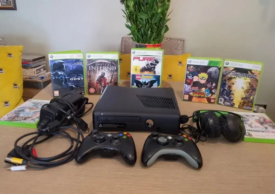 ایکس باکس ۳۶۰ دو دسته|کنسول، بازی ویدئویی و آنلاین|ساری, |دیوار