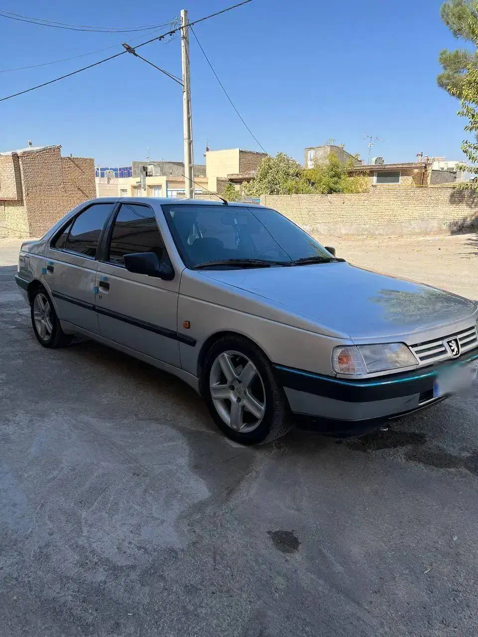 پژو ۴۰۵|خودرو سواری و وانت|تربتحیدریه, جانبازان|دیوار