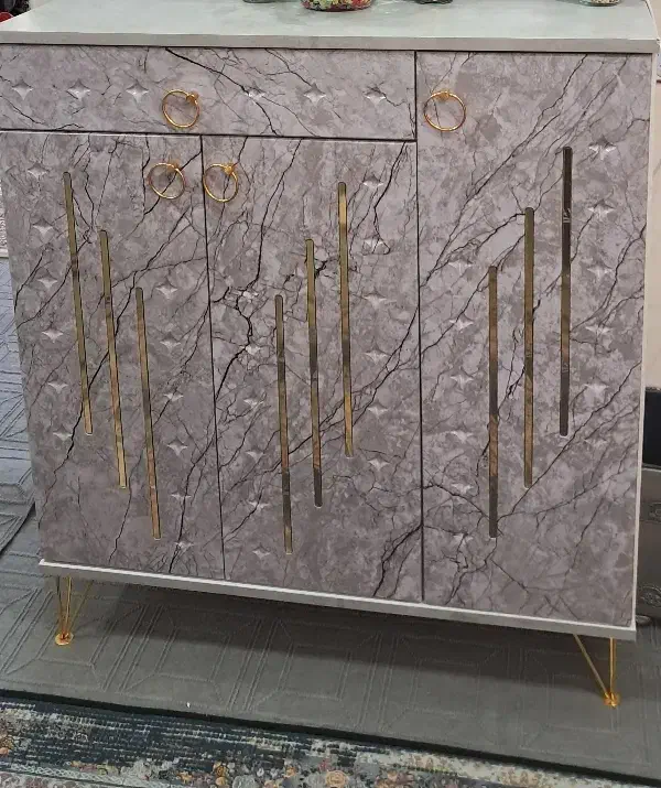 جاکفشی|جاکفشی، کمد، دراور|آباده, |دیوار