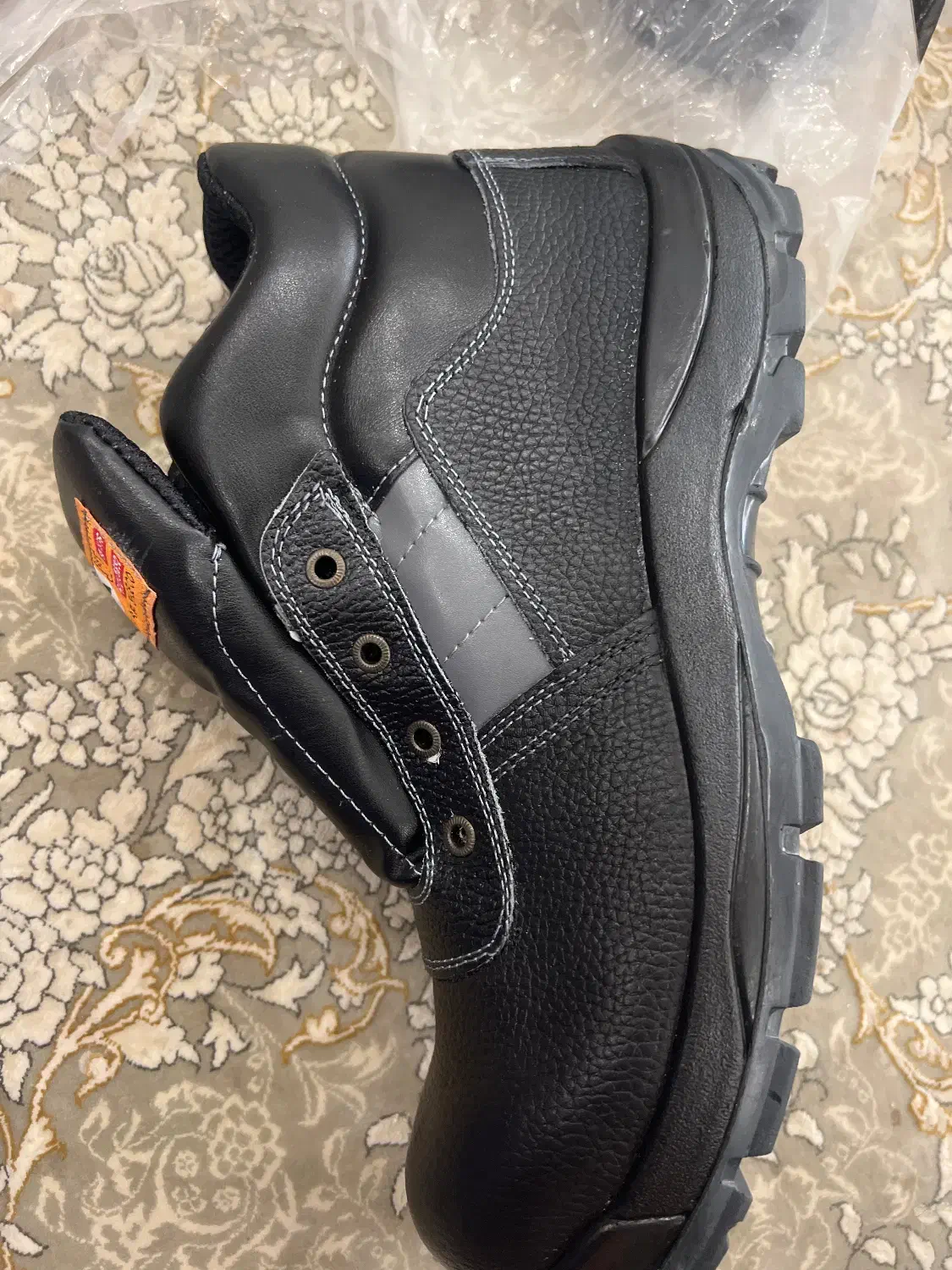 کفش کار مهندسی|کیف، کفش، کمربند|سبزوار, پاسداران|دیوار