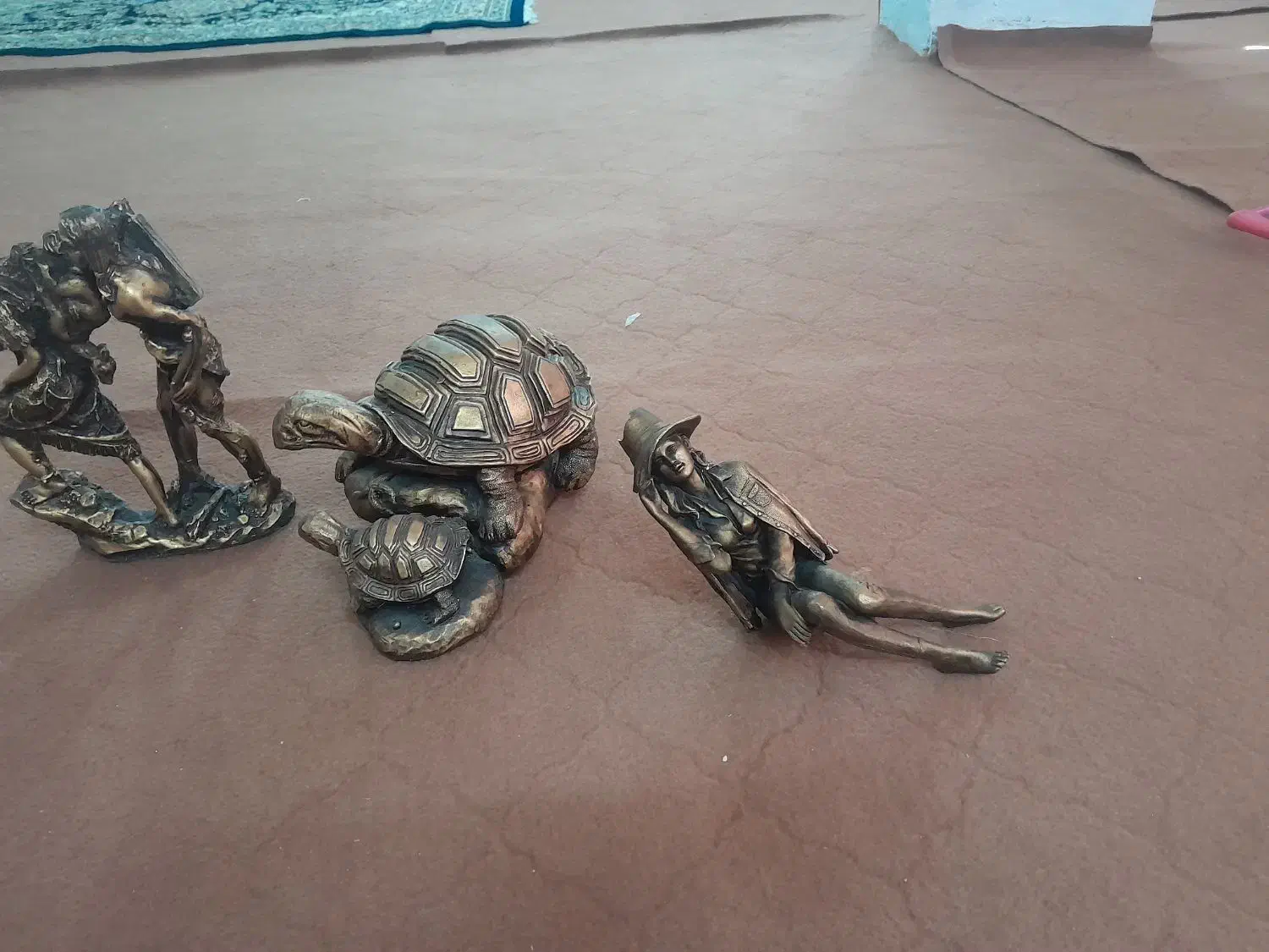 مجسمه|مجسمه، تندیس، ماکت|بروجرد, |دیوار