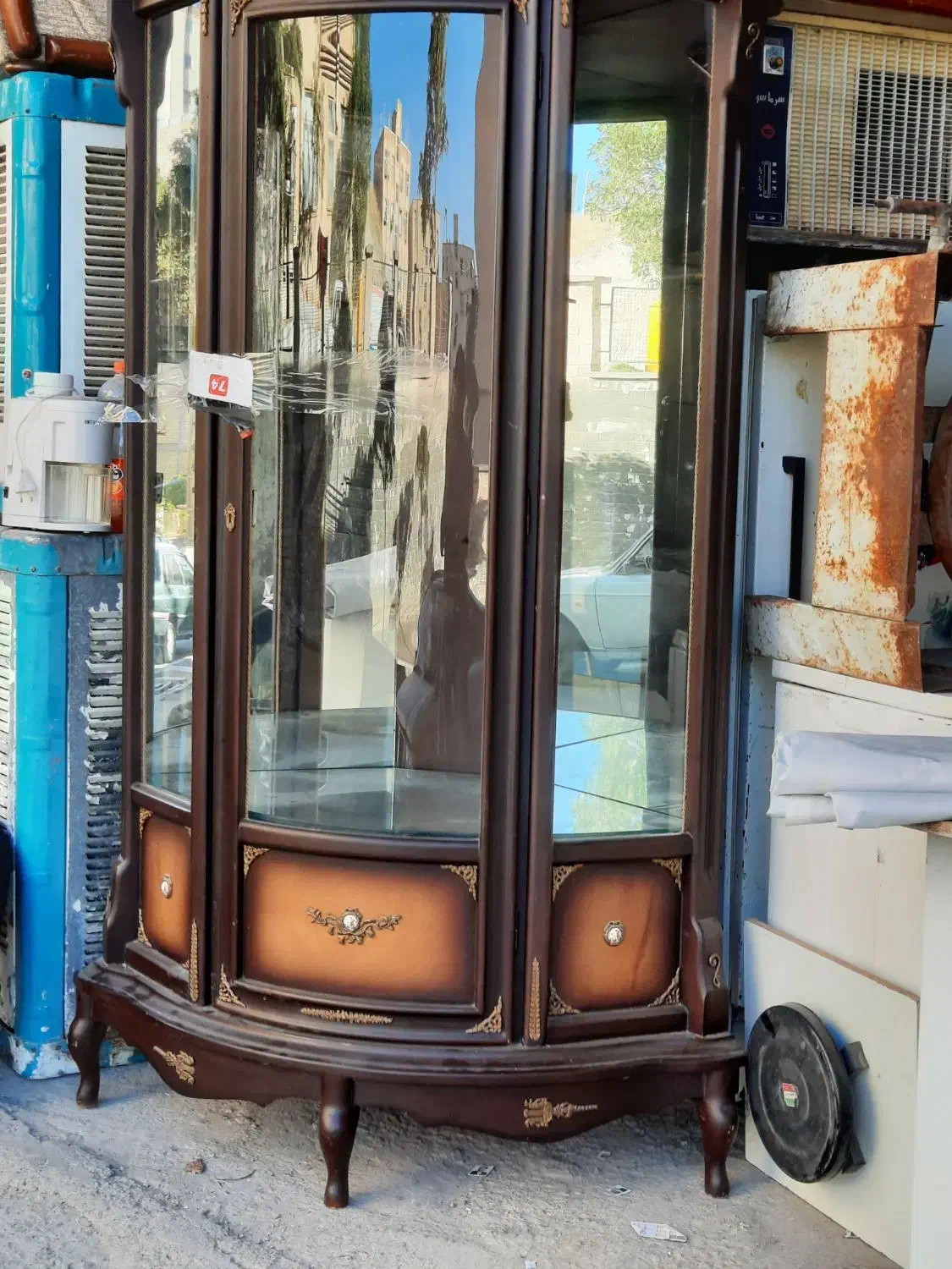 انواع بوفه. کتابخانه در سمساری. ایوب|کتابخانه، شلف، قفسههای دیواری|تبریز, |دیوار