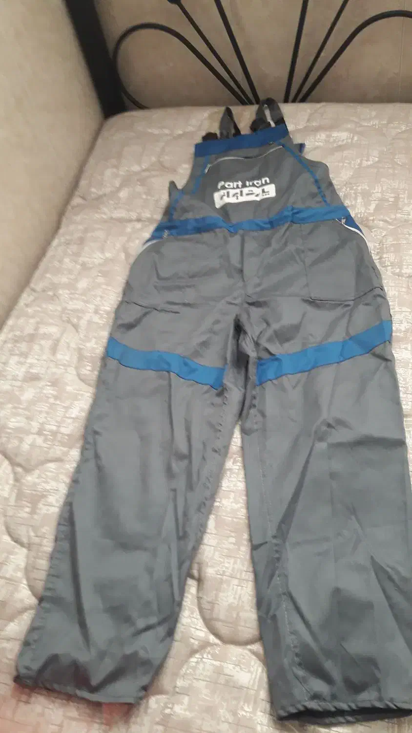 لباس کار|لباس|قم, شهرک امام حسن|دیوار