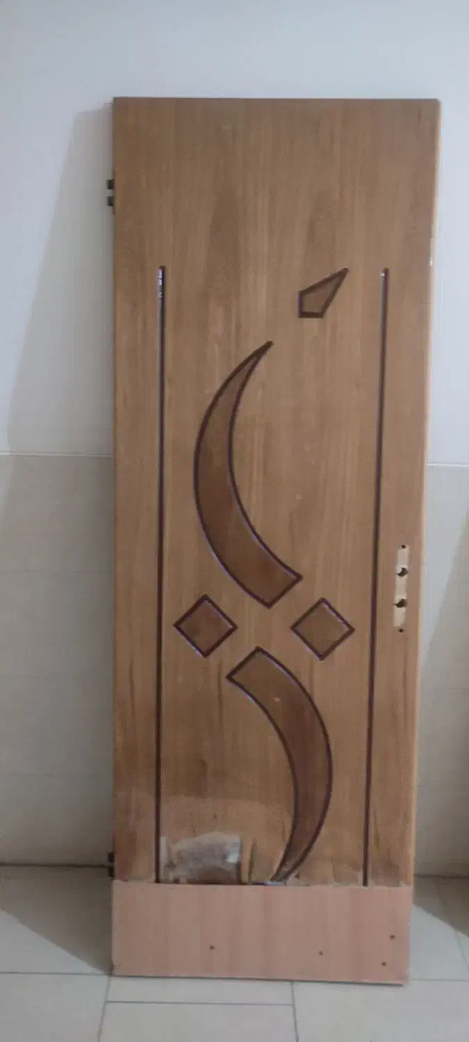 درب چوبی براق|مصالح و تجهیزات ساختمان|شهرضا, |دیوار