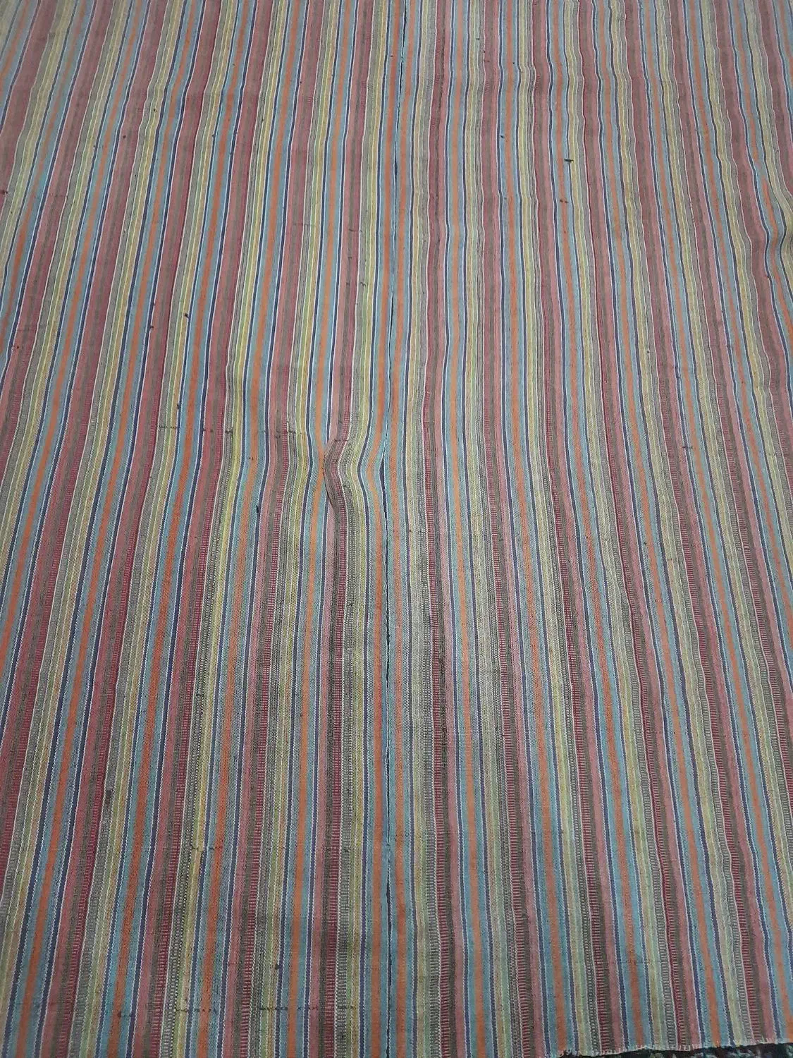 جاجیم دست بافت ۳در۳کم کارکرد|گلیم، جاجیم، گبه|اراک, |دیوار