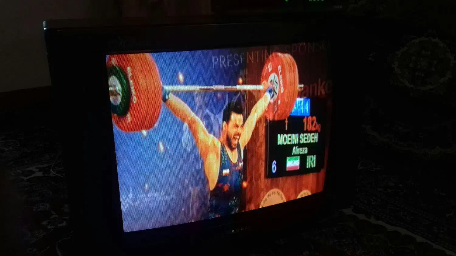 تلویزیون سالم صنام|تلویزیون و پروژکتور|ایذه, |دیوار