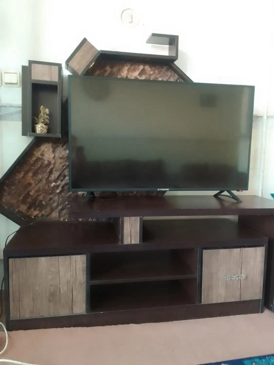 میز تلویزیون وبوفه|بوفه، ویترین، کنسول|کاشان, ولیعصر|دیوار