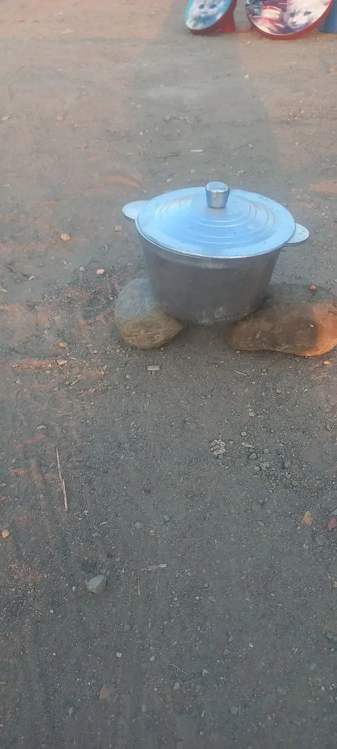 دیگ چودن روس تعداد دارم|ظروف پخت‌وپز|علی‌آباد کتول, |دیوار