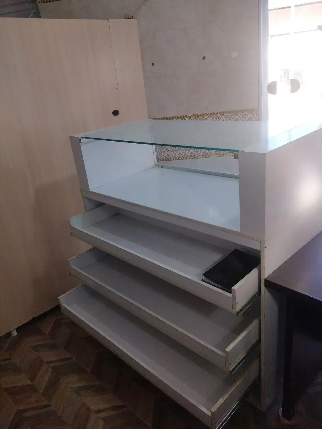 میز ویترینی|بوفه، ویترین، کنسول|دزفول, |دیوار