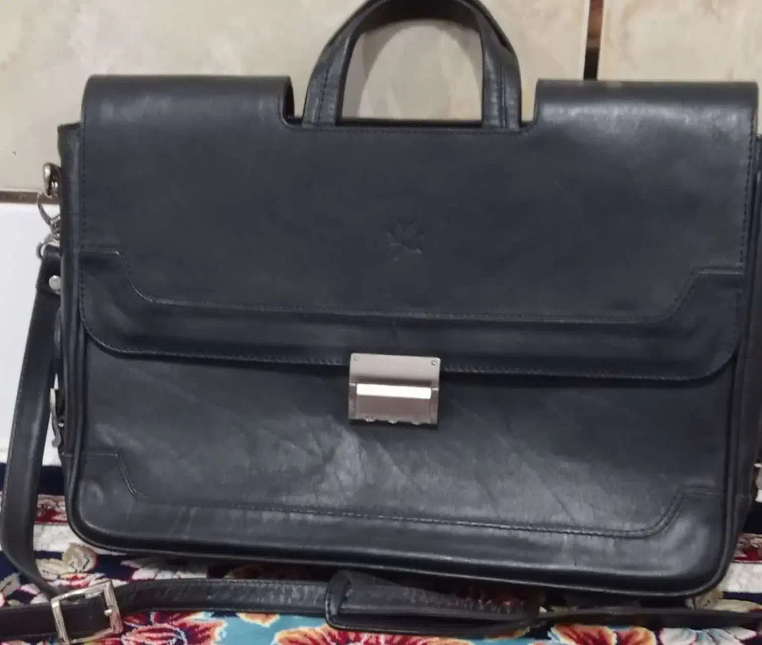 کیف اداری ـدانشگاهی-مدرسه|کیف، کفش، کمربند|سمیرم, |دیوار