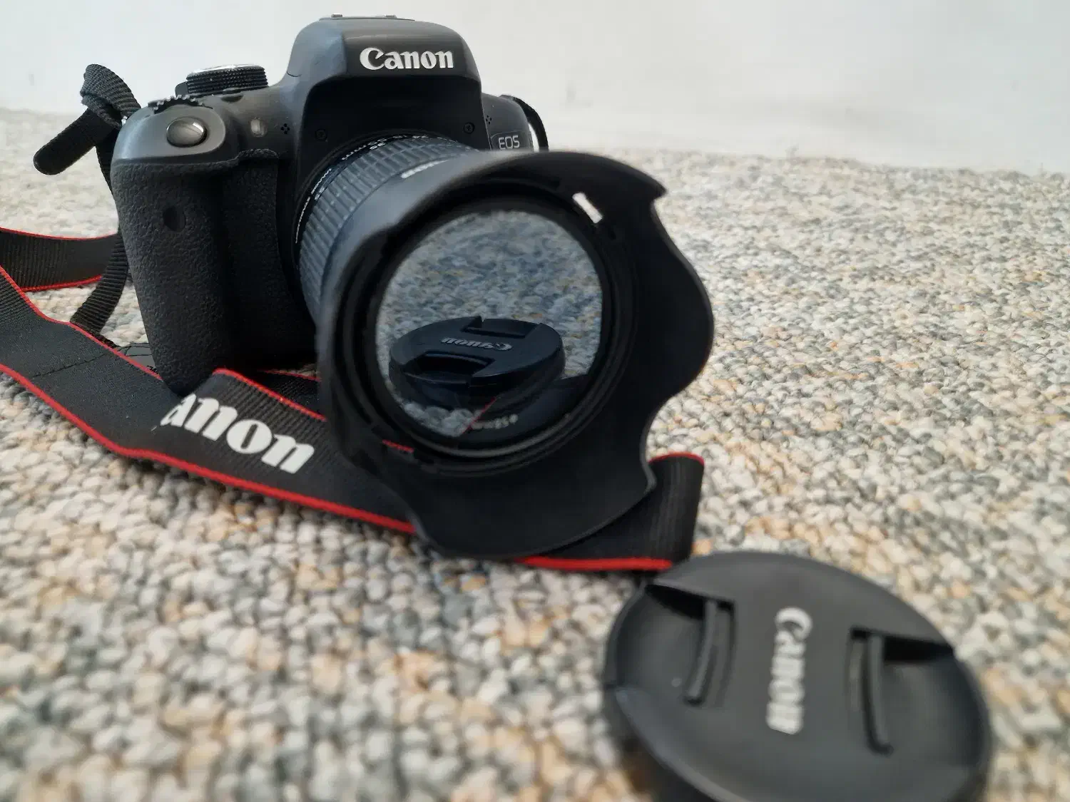دوربین حرفه ای Canon EOS 750D همراه با لنز 18-55mm|دوربین عکاسی و فیلم‌برداری|مشهد, موعود|دیوار