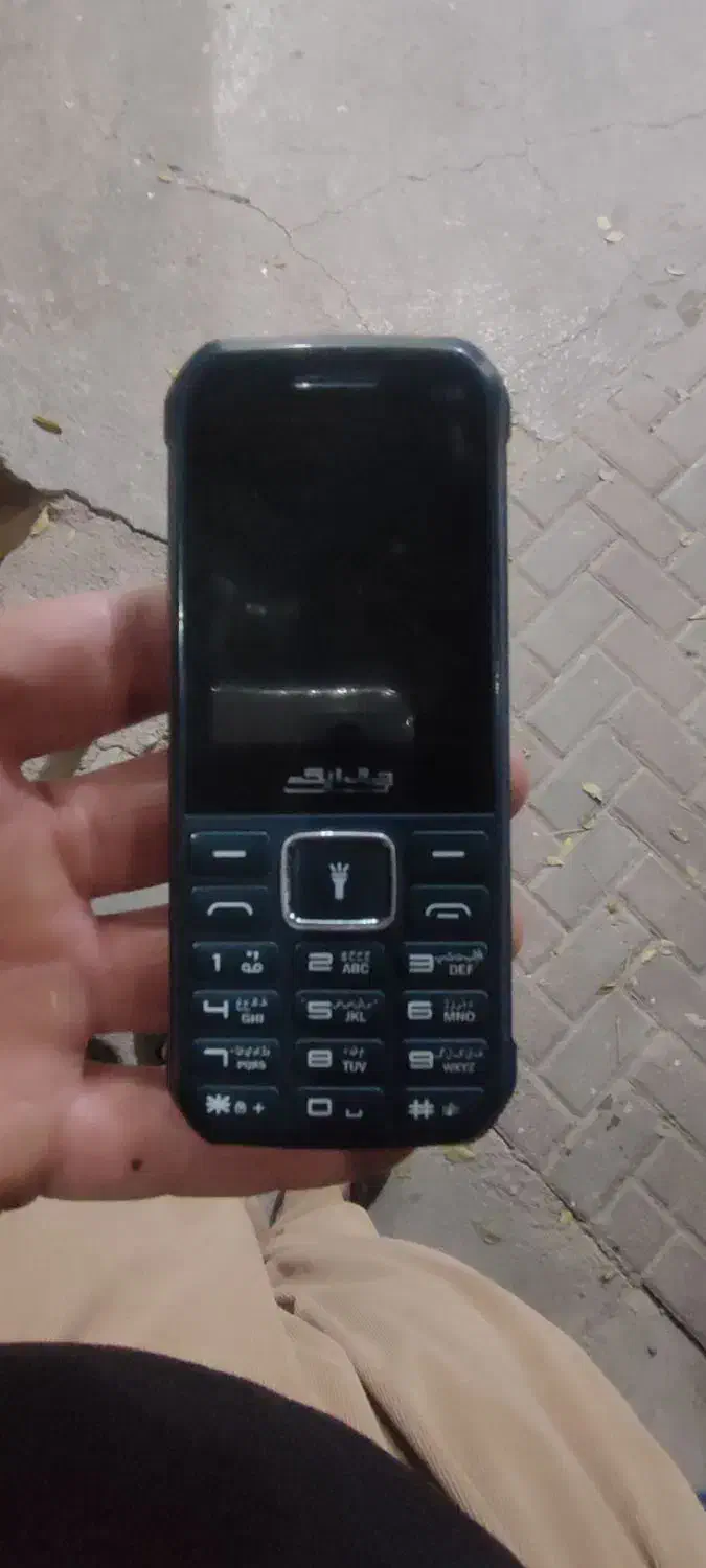 گوشی جی ال ایکس سالم و بی جطو خش|موبایل|تربت جام, فاز ۱ فرهنگیان|دیوار