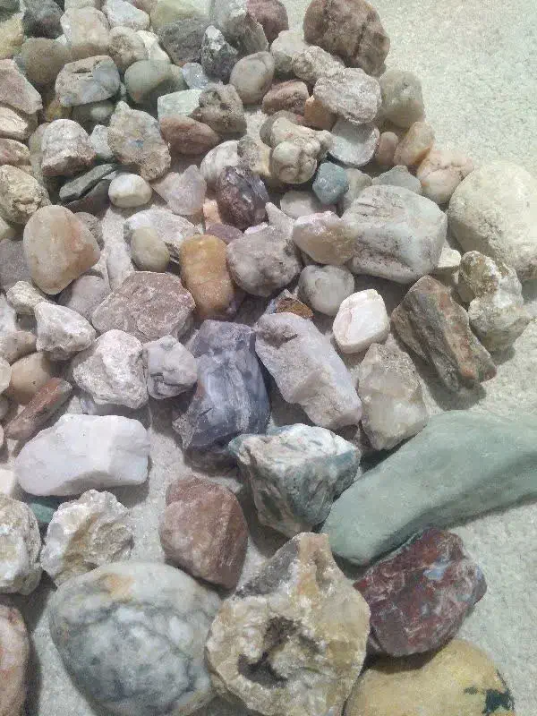 سنگ|جواهرات|مشهد, کوی ولیعصر|دیوار