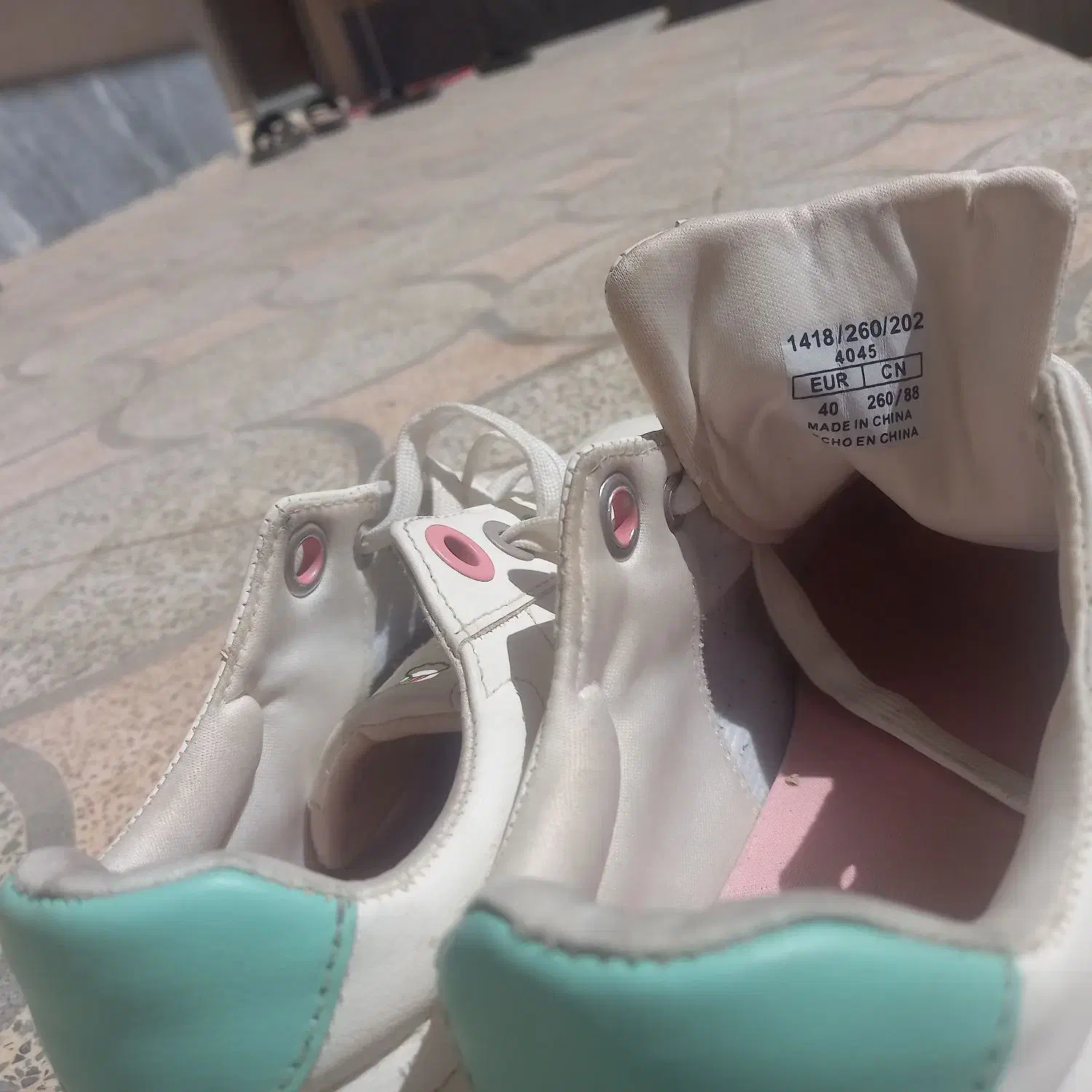 کتونی برشکا اصل ۹۰ درصد|کیف، کفش، کمربند|نهاوند, |دیوار