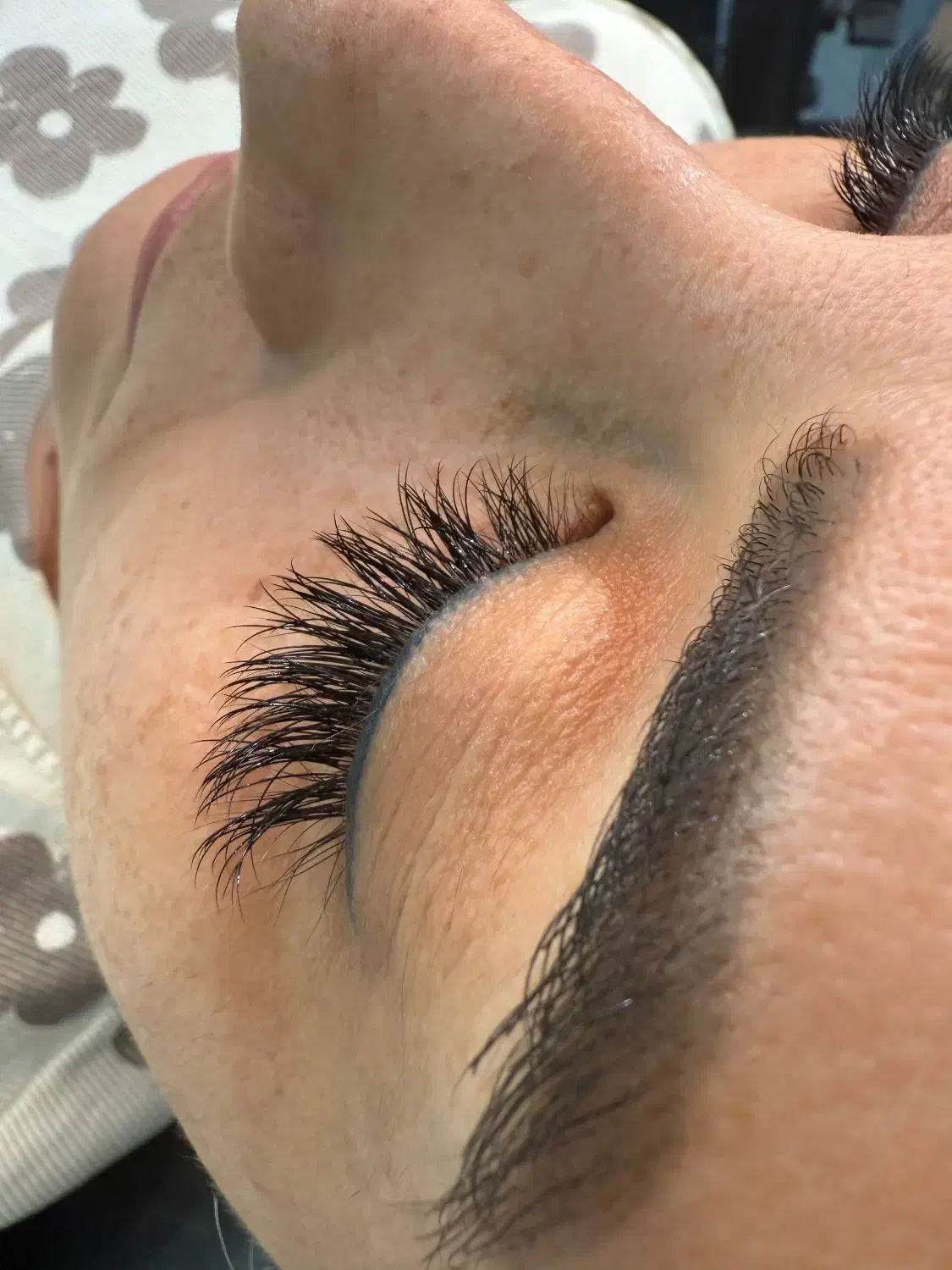 لیفت مژه و ابرو و اکستیشن با بهترین مواد|خدمات آرایشگری و زیبایی|اردبیل, |دیوار