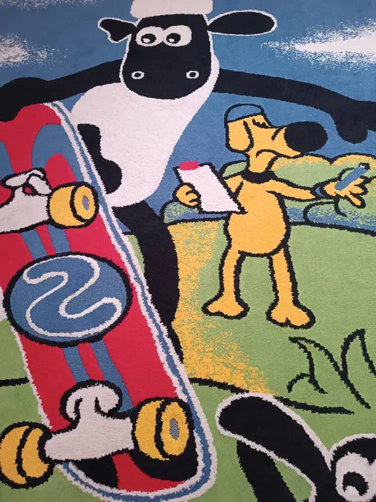 فرش چهار متری سالم سالم|فرش|رشت, کاکتوس|دیوار