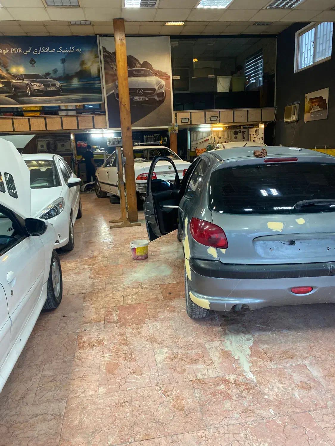 نقاشی و صافکاری|استخدام صنعتی، فنی، مهندسی|نور, |دیوار