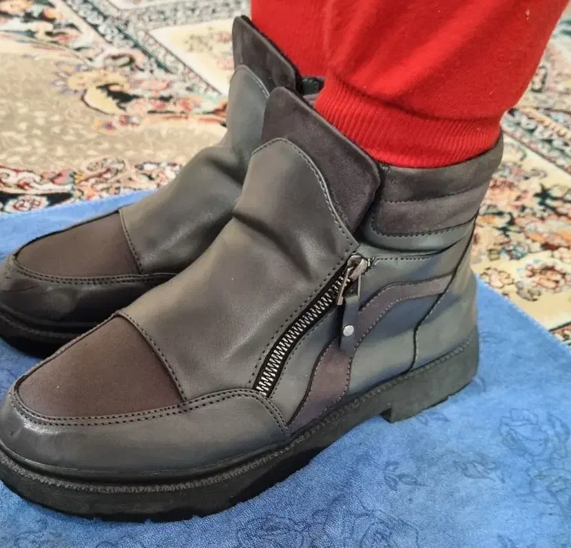 نیم بوت زنانه|کیف، کفش، کمربند|یزد, |دیوار