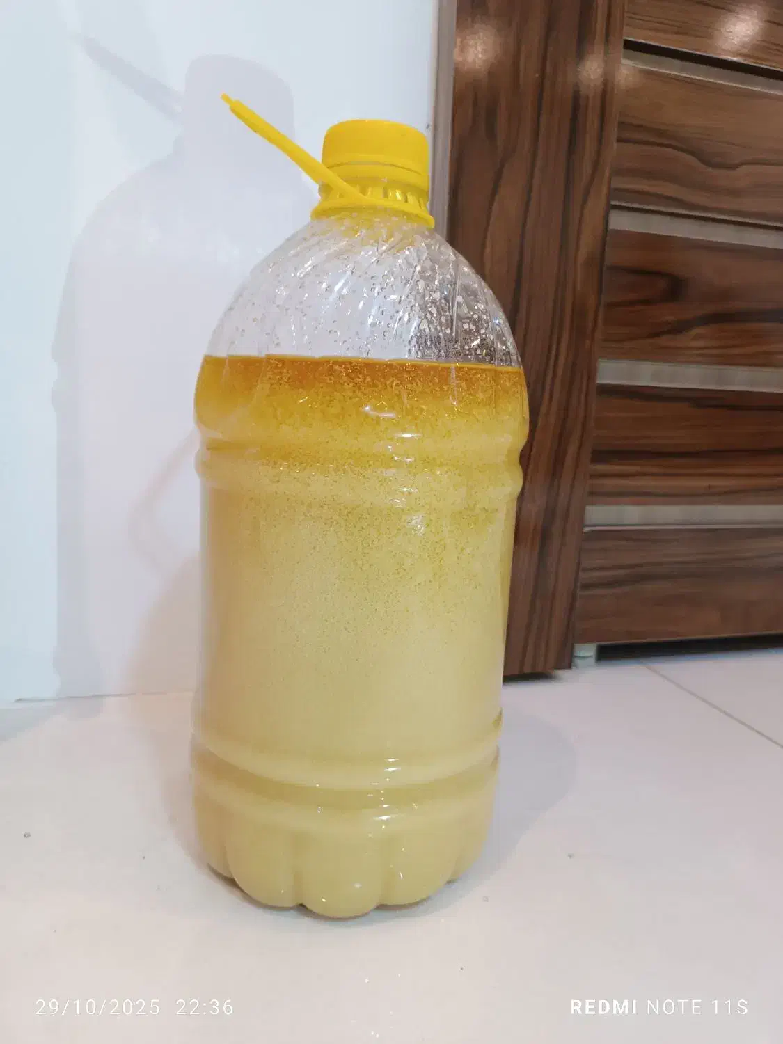 کره گاو|خوردنی و آشامیدنی|تربت‌حیدریه, کاشانی|دیوار