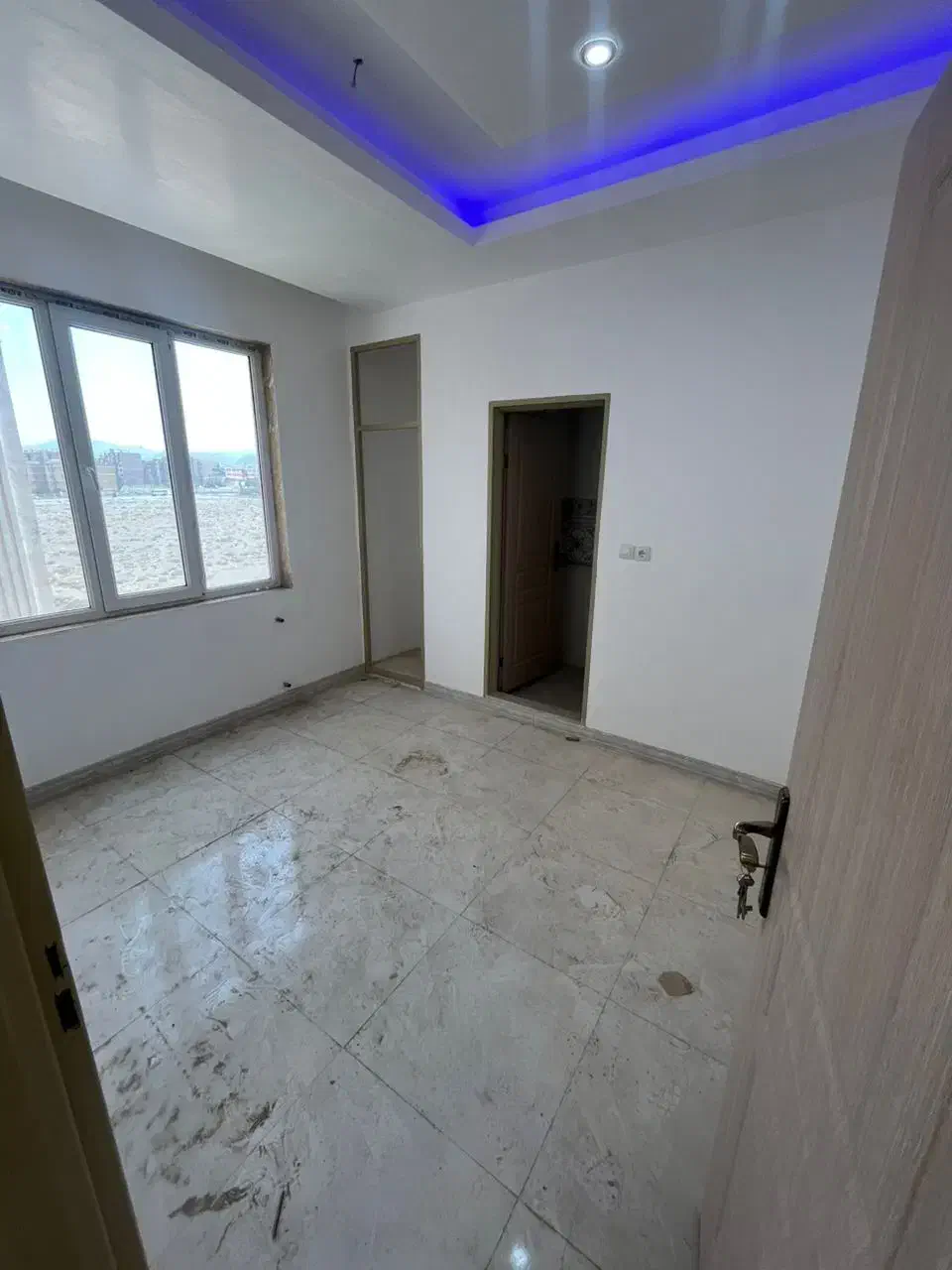 اجاره ایی واقع در 110هکتاری|اجارهٔ آپارتمان|اشتهارد, |دیوار