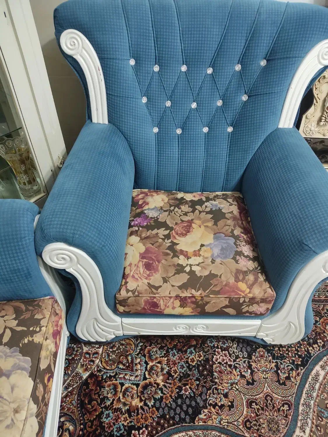 مبل بوفه تابلوپرده ساعت گلدان وگل پرده وکمد|مبلمان خانگی و میز عسلی|قزوین, |دیوار