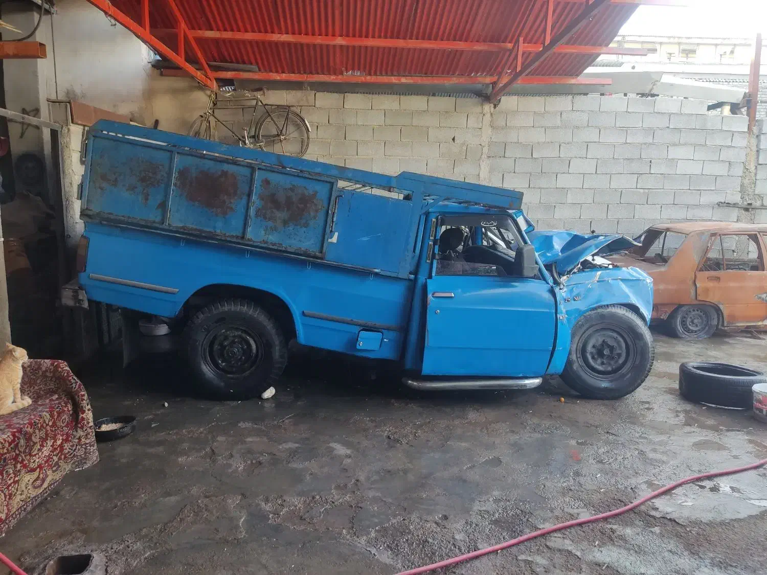 تصادفی نیسان دیزل مدل89..ماهی 1800لیتر سوخت|خودرو سواری و وانت|شیراز, محمدیه|دیوار