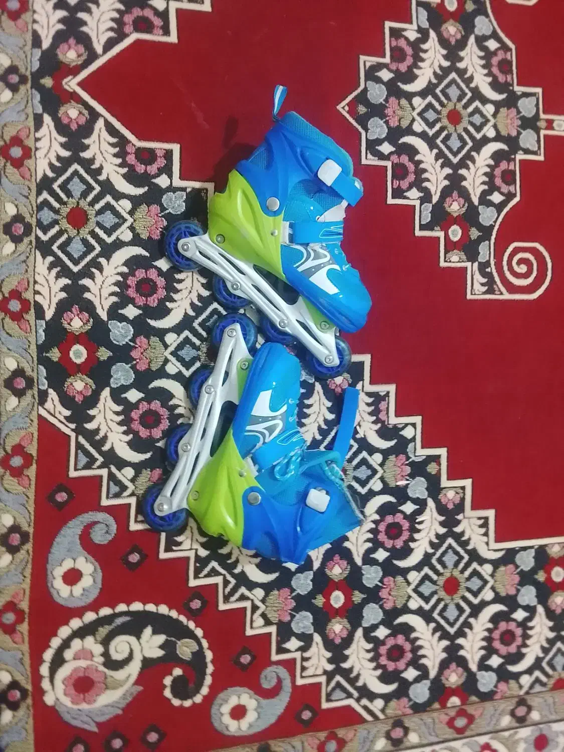 اسکیت|دوچرخه، اسکیت، اسکوتر|خاش, |دیوار