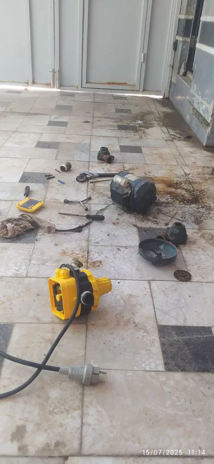 تعمیر تخصصی انواع پمپ آب با ۲۰ سال تجربه|خدمات پیشه و مهارت|زاهدان, |دیوار