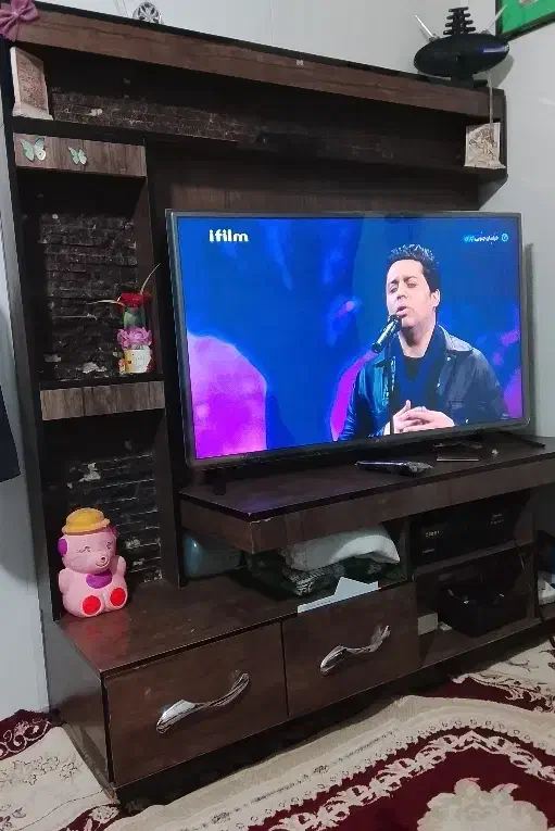 میزال ای دی|میز تلویزیون|بم, |دیوار