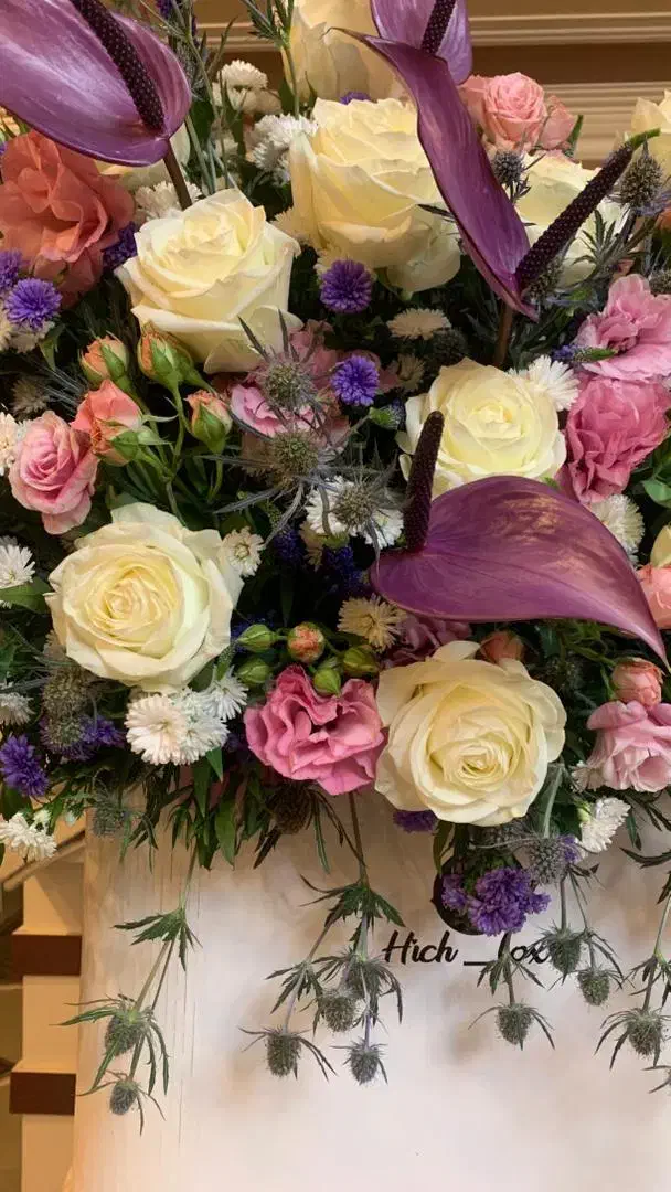 دسته گل بسیار شیک و باکلاس|گل و گیاه طبیعی|اصفهان, باغ زرشک|دیوار