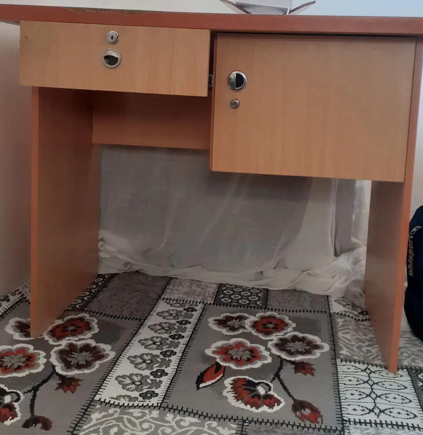 میزتحریر|میز تحریر و کامپیوتر|همدان, |دیوار