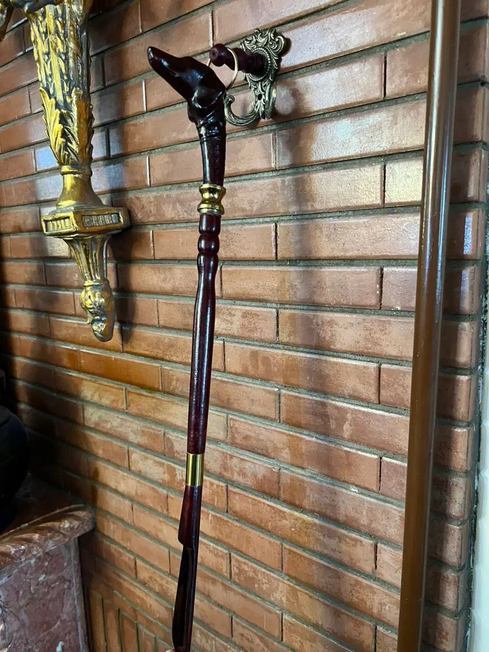 پاشنه کش|کلکسیون اشیاء عتیقه|ارومیه, |دیوار