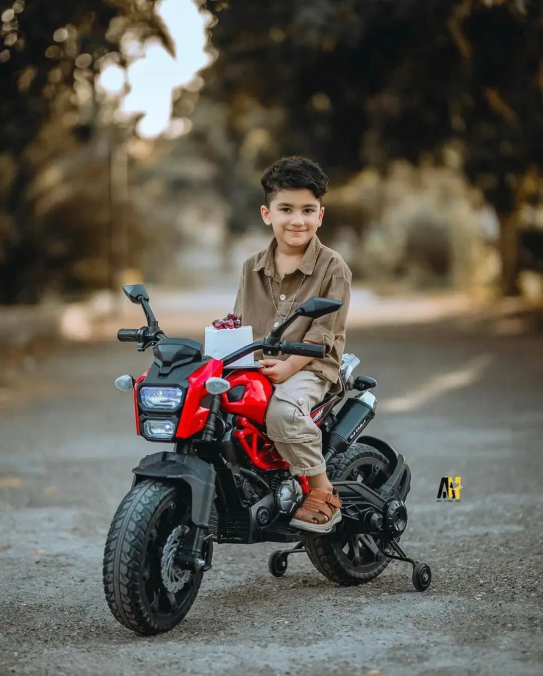 بزرگترین مرجع فروش ماشین وموتورشارژی،اقساطی باچک|اسباببازی|تاکستان, |دیوار