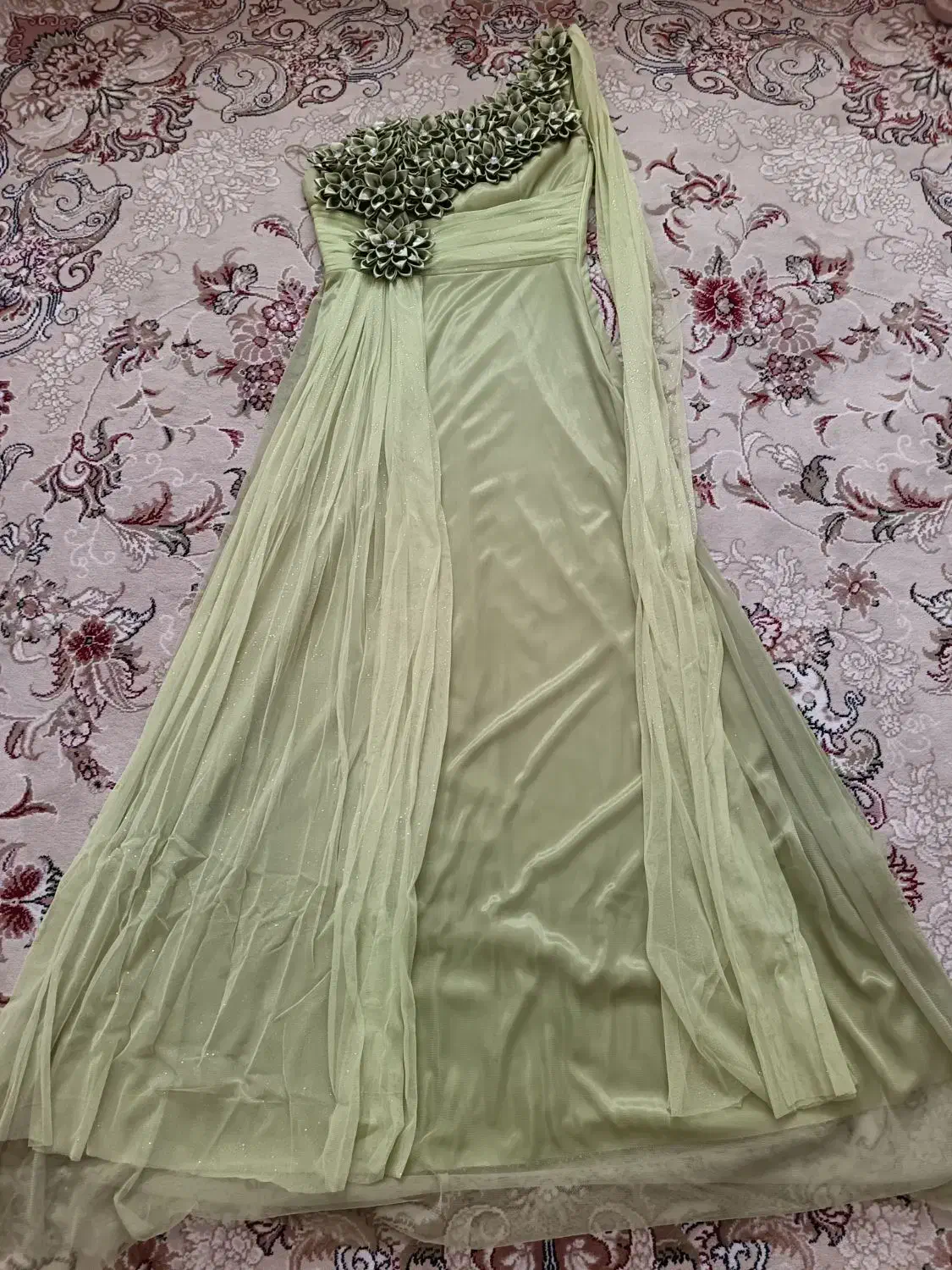 لباس مجلسی|لباس|پردیس, فاز ۳|دیوار