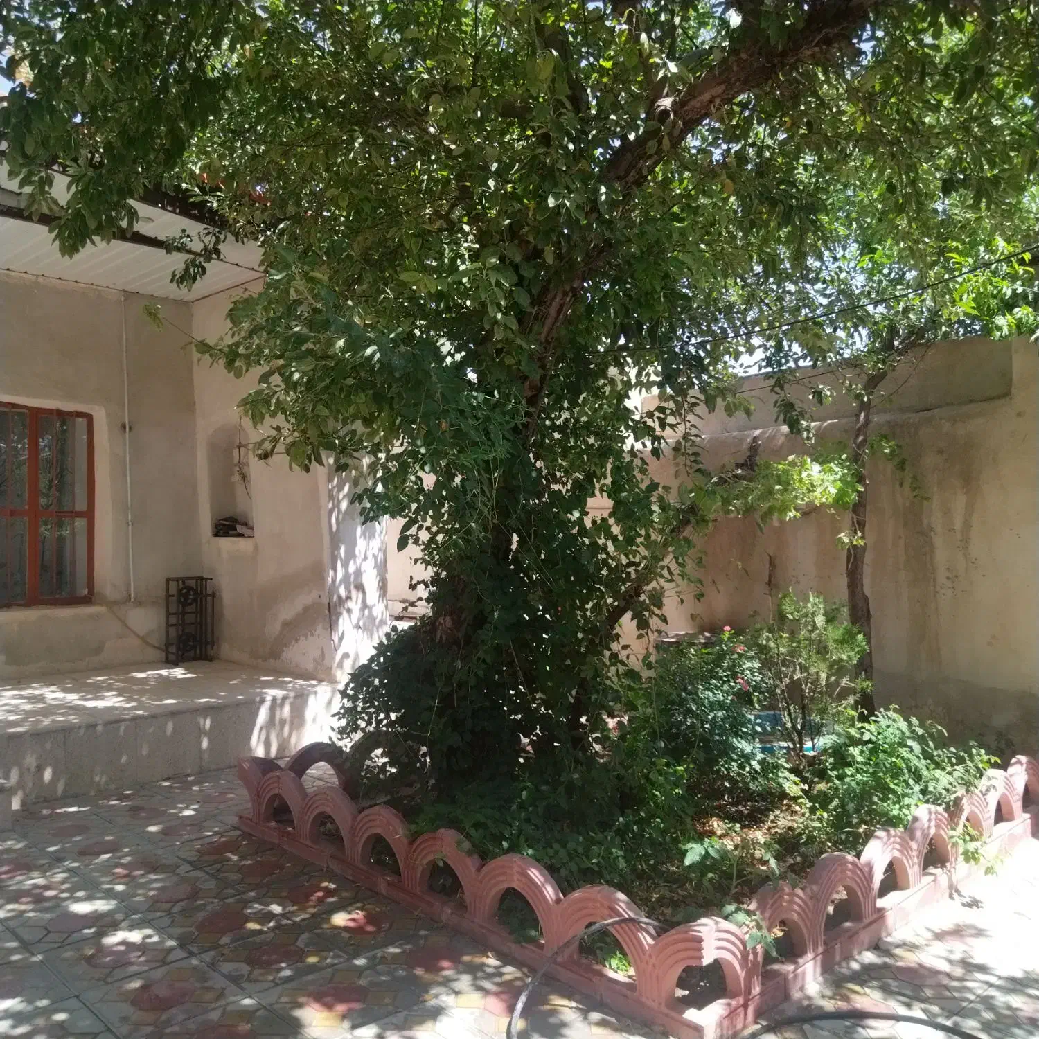 خانه درروستای حاجی پمق|فروش خانه و ویلا|دهگلان, |دیوار