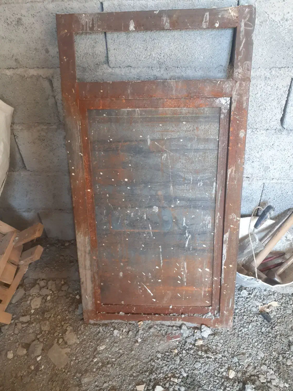 درب کله کفتری|مصالح و تجهیزات ساختمان|کهنوج, |دیوار