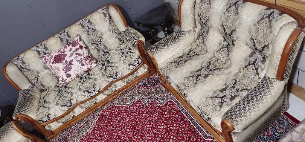 مبل نه نفر چوب مالزی در حد|مبلمان خانگی و میز عسلی|زرندیه, |دیوار