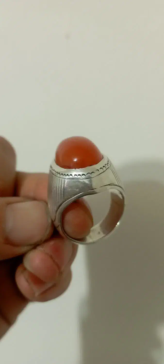 عقیق یمنی سرخ ناب کهنه چشم دار|جواهرات|کرمانشاه, |دیوار