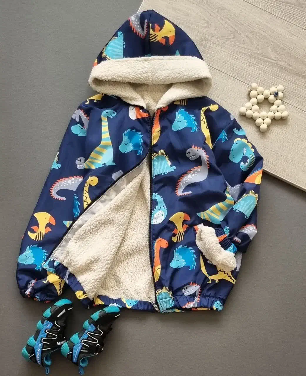 کاپشن پسرانه نو|کفش و لباس بچه|قم, سراجه (۱۵ خرداد)|دیوار