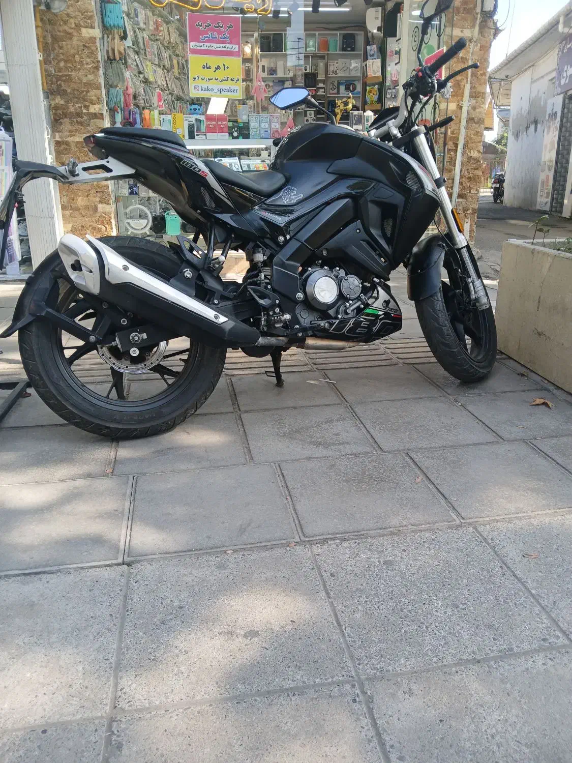 بنلی ۱۸۰ سالم|موتورسیکلت|آستانه اشرفیه, |دیوار