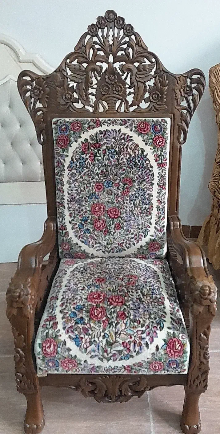 فروش مبل قالی|مبلمان خانگی و میز عسلی|کرمان, |دیوار