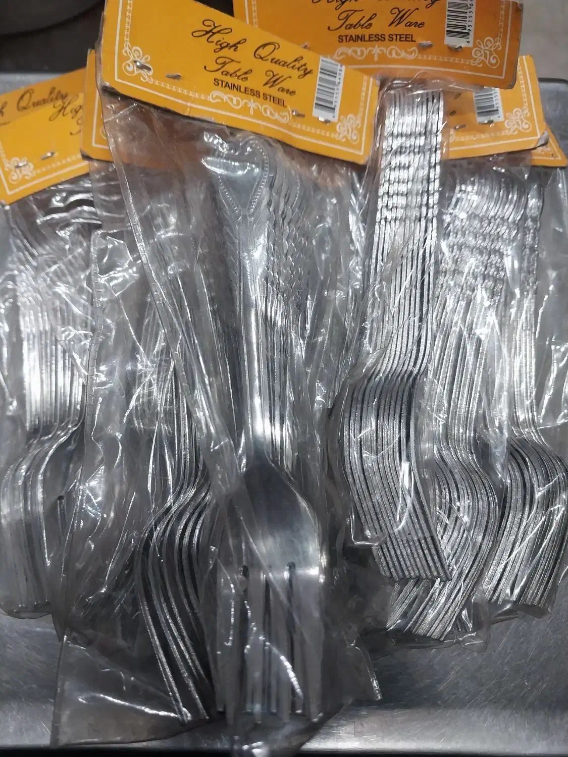 چنگال فلزی میوه خوری|ظروف سرو و پذیرایی|شاهینشهر, الهیه|دیوار