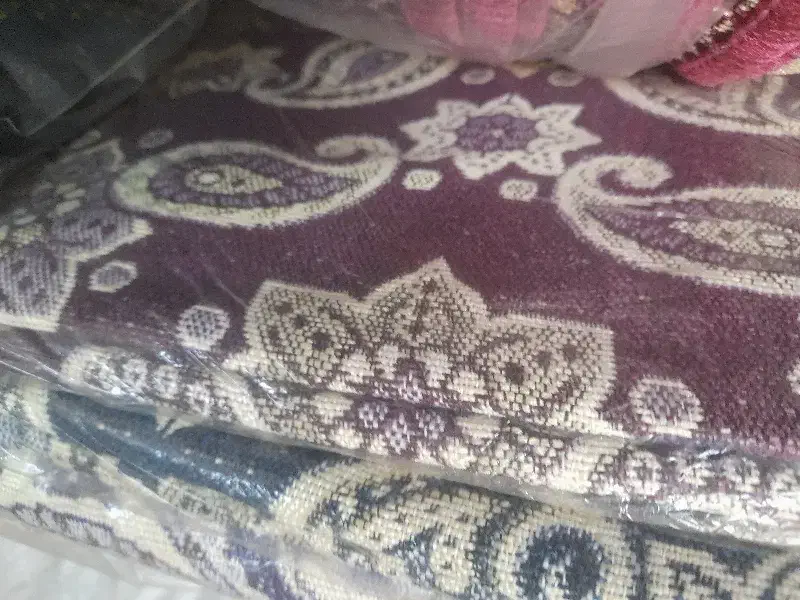 زیرسفره های نخی یزد|روفرشی|قم, زند آباد|دیوار