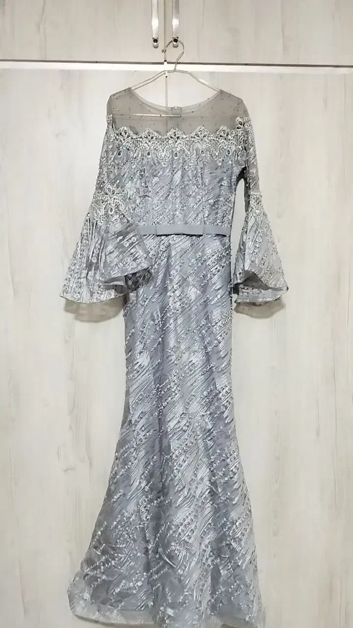 لباس مجلسی|لباس|باقرشهر, |دیوار